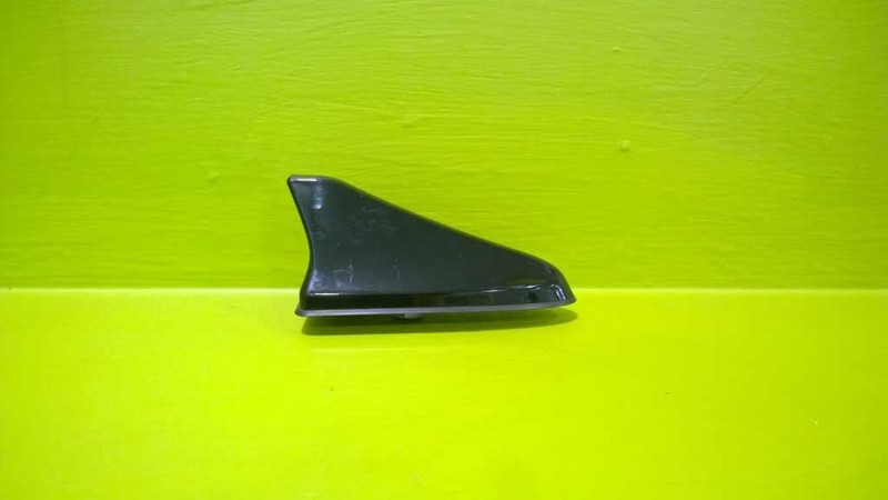 19 20 21 FORTE ROOF SHARK FIN ANTENNA (BLACK) OEM 3919-23