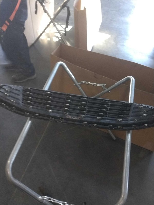 Used Upper Grille fits: 2017 Ford Fusion Energi SE plug in upper Upper Grade A