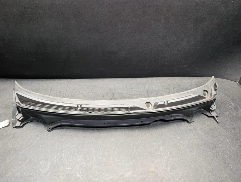 Cowl Vent Panel 2019 Chevrolet Equinox 84931878 2018 2020 2021 2022 2023 2024