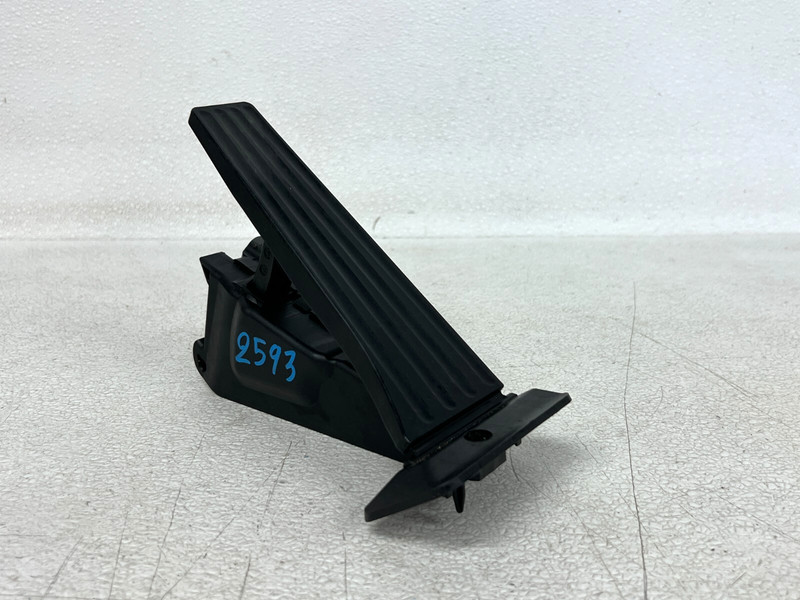 ⭐2018-2024 BMW X3 XDRIVE GAS FUEL ACCELERATOR THROTTLE SENSOR PEDAL OEM LOT2593