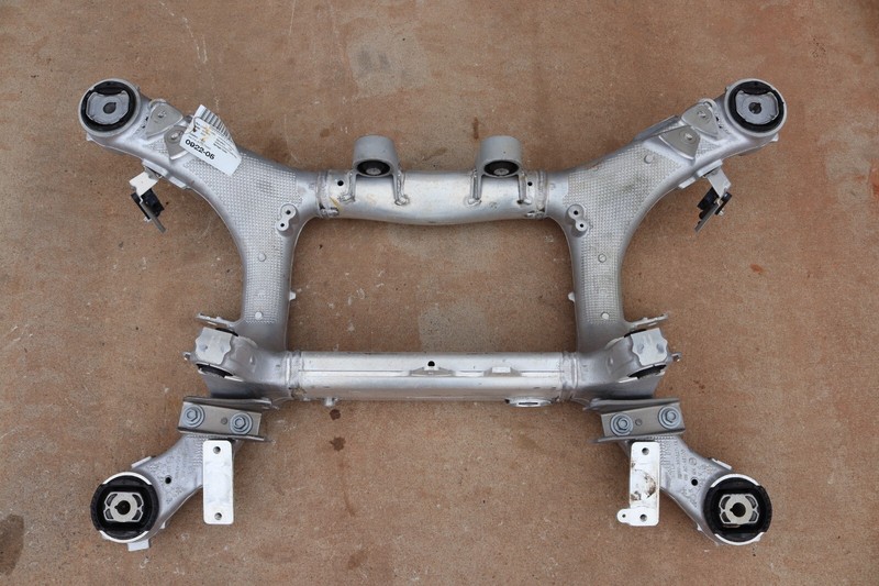 2020 BMW X5 G05 3.0L REAR SUSPENSION CROSSMEMBER SUBFRAME OEM