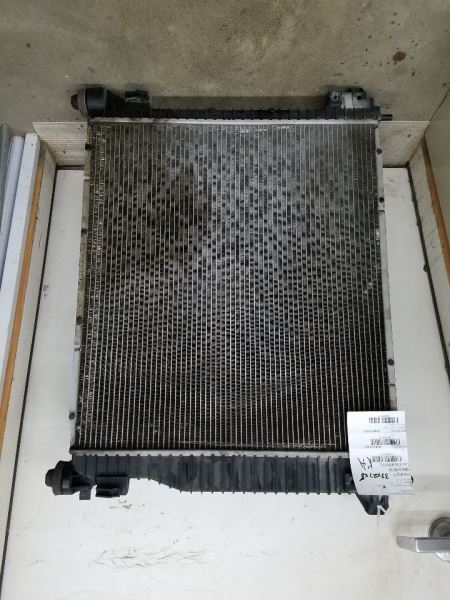 Radiator Fits 10-16 SRX 286131