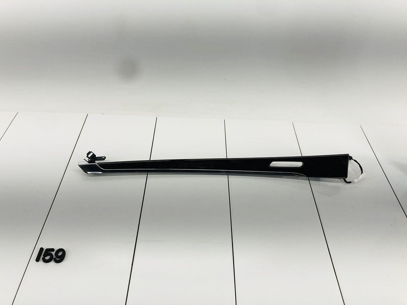 14-20 CHEVROLET IMPALA FRONT LEFT DRIVER SIDE DOOR PANEL TRIM OEM