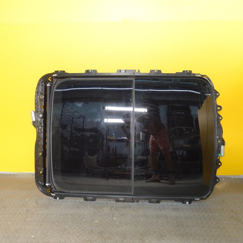 2019-2022 VOLVO XC40 SUN ROOF SUNROOF ASSY FRAME WINDOW GLASS OEM 314624941