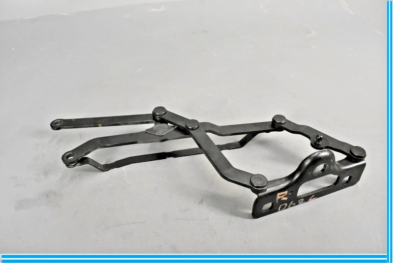 05-11 Mercedes R171 SLK280 Right Passenger Side Convertible Top Hinge Frame OEM