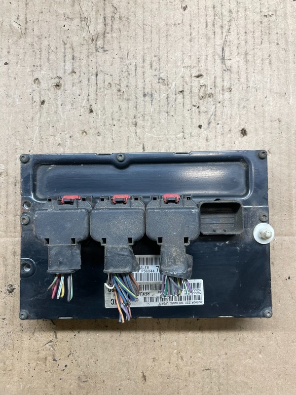 2005 to 2006 Jeep Grand Cherokee 3.7L Ecm Computer p05094898ac R1937 DG
