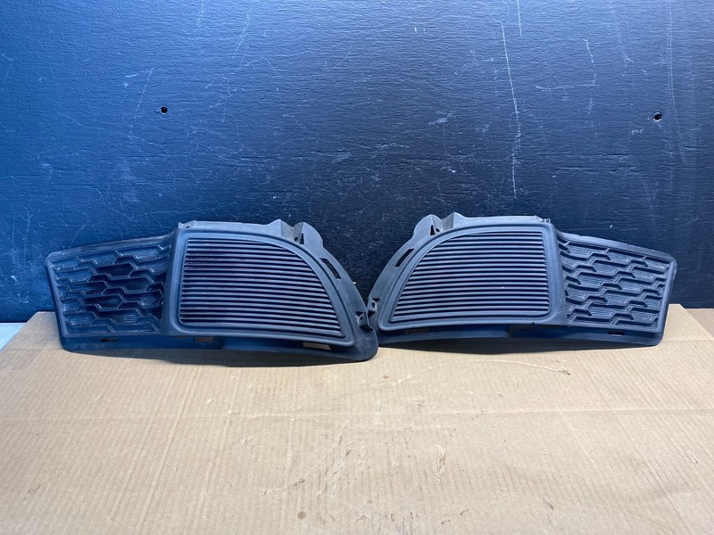 2011-2013 Kia Forte Front Left+Right Set Bumper Fog Light Cover OEMAD4896 DG