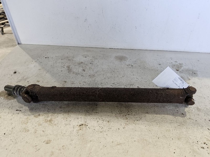 Front Drive Shaft Classic Style Fits 99-07 SIERRA 1500 PICKUP 3391501