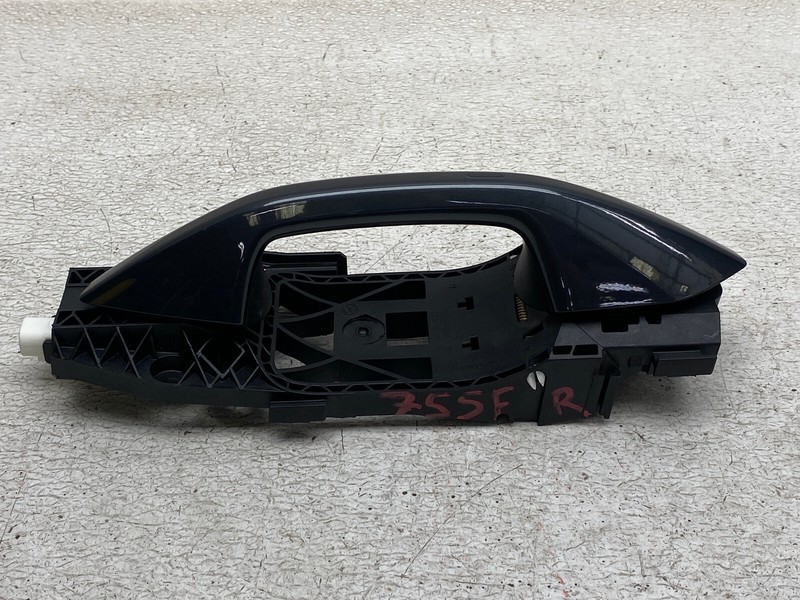 2022-2024 AUDI A3 FRONT RIGHT PASSENGER SIDE DOOR HANDLE OEM LOT755