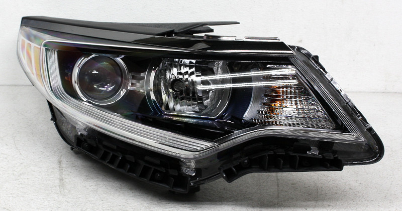 OEM Right Side Halogen Headlamp For KIA Optima LX Korea Built Chrome Scratches