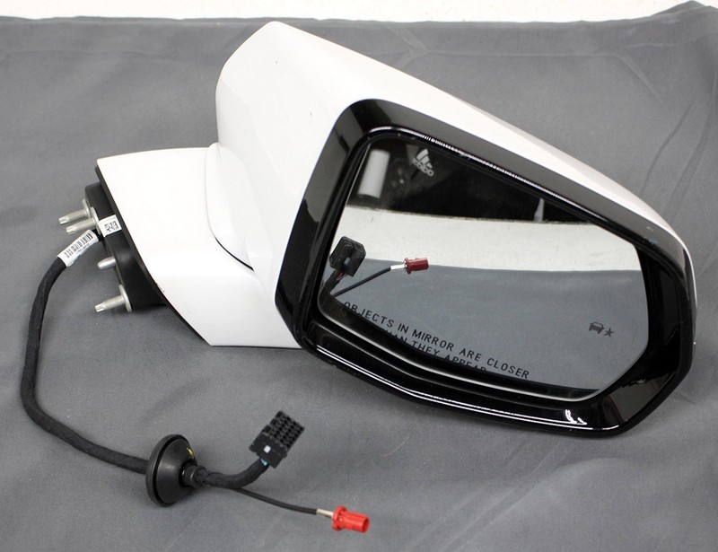 OEM Right Side Mirror Scratches For Cadillac XT6 Sport, Crystal White