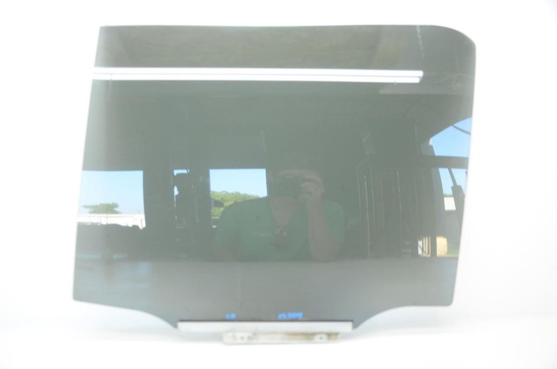10-23 Toyota 4Runner 4.0L Driver Left Rear Door Window Glass