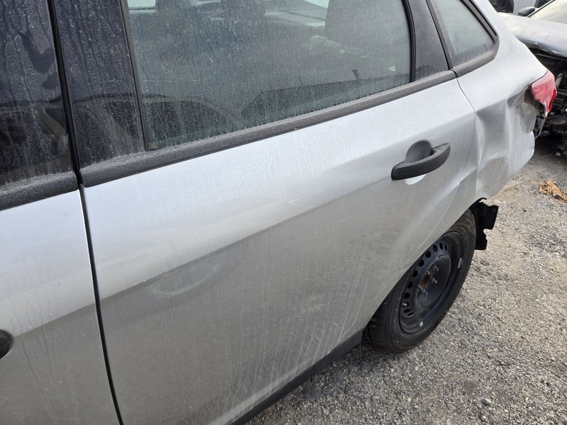 Driver Left Rear Side Door Manual Window Fits 12-18 FOCUS 3582419