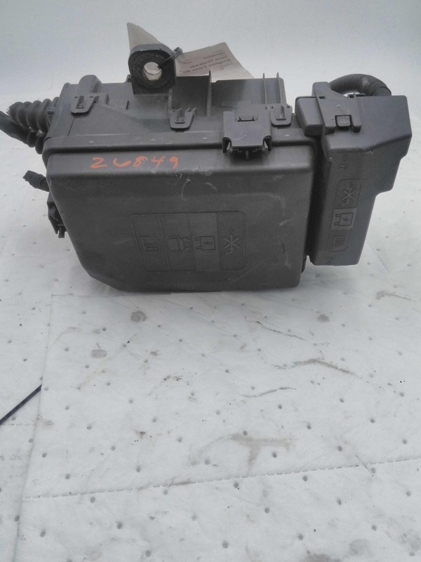 2020 GMC Terrain OEM Fuse Box 84300718 84380476 84809671 77K Miles
