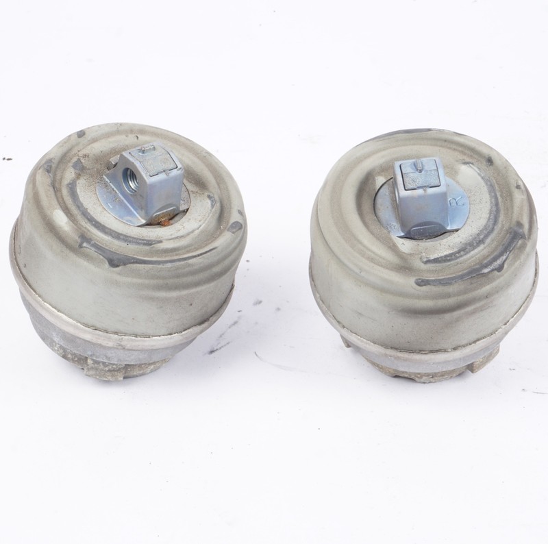 2012 - 2013 Mercedes W221 S550 Left or Right Engine Mount 2212406217 OEM