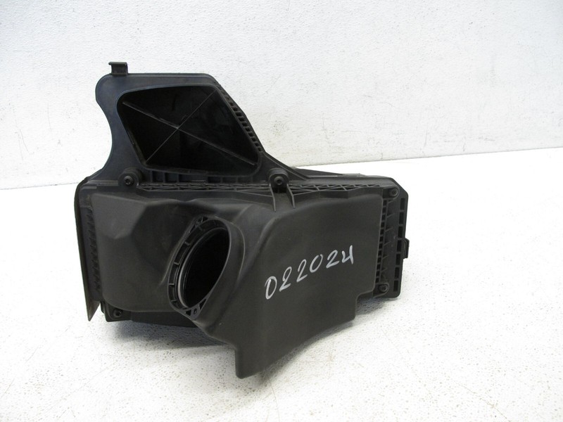 09-17 AUDI 8T A5 B8 A4 Q5 2.0 FSI AIR FILTER BOX CLEANER ASSEMBLY OEM 022024