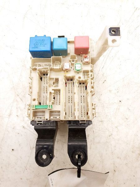 2009 TOYOTA COROLLA LE 1.8L CABIN FUSE BOX