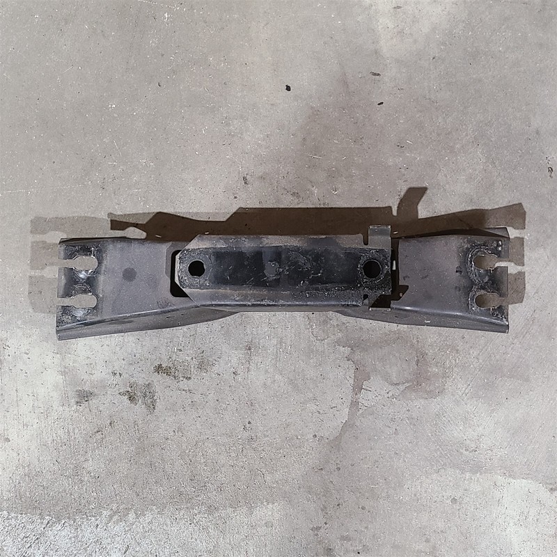 99-04 Mustang Transmission Crossmember Mount Manual Trans Aa7447