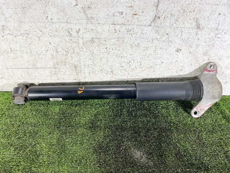 17-20 JAGUAR F-PACE VELAR REAR LEFT LH SIDE SUSPENSION SHOCK STRUT ABSORBER OEM
