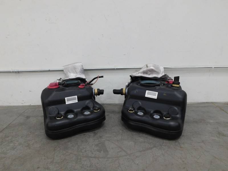 2017 16 - 21 Acura NSX Fuel Tanks#0295 F4