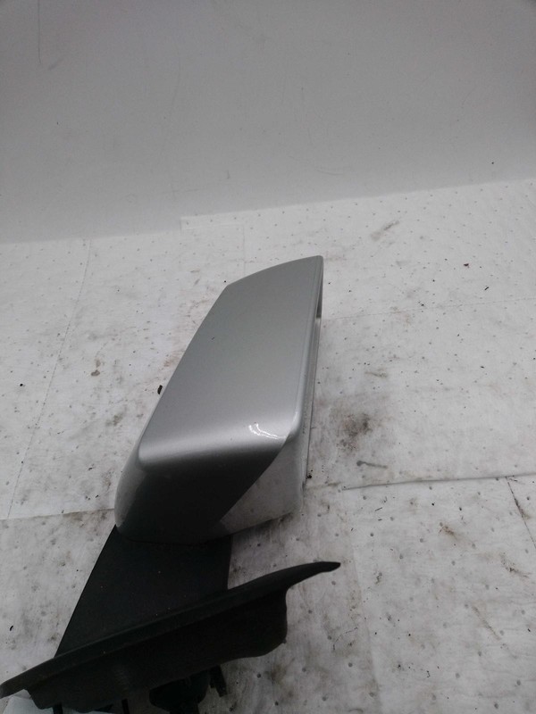 2012 GMC Acadia Right Door Mirror Assembly Silver OEM 452799 129K Miles