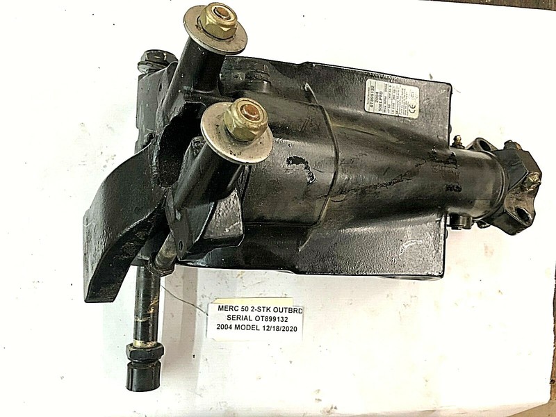 Mercury Outboard 40hp 50hp 60hp 2-stroke Swivel Bracket 821769T 1 FRESHWATER!