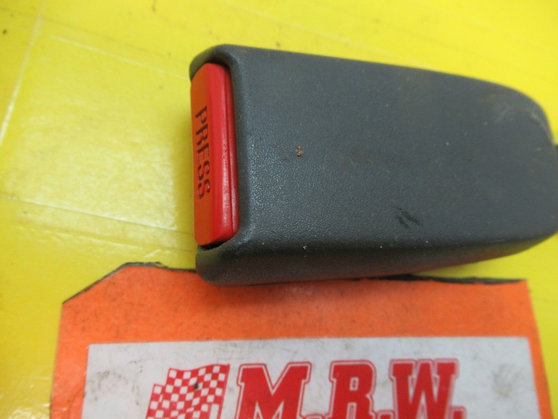 SEAT BELT SEATBELT BUCKLE FRONT Passenger SIDE LATCH for 96 97 98 MAZDA MPV VAN