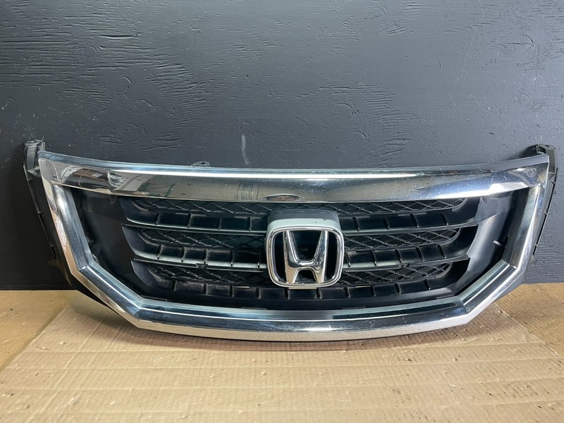 2008 2009 2010 Honda Odyssey Front Upper Grill Grille AB7664 DG