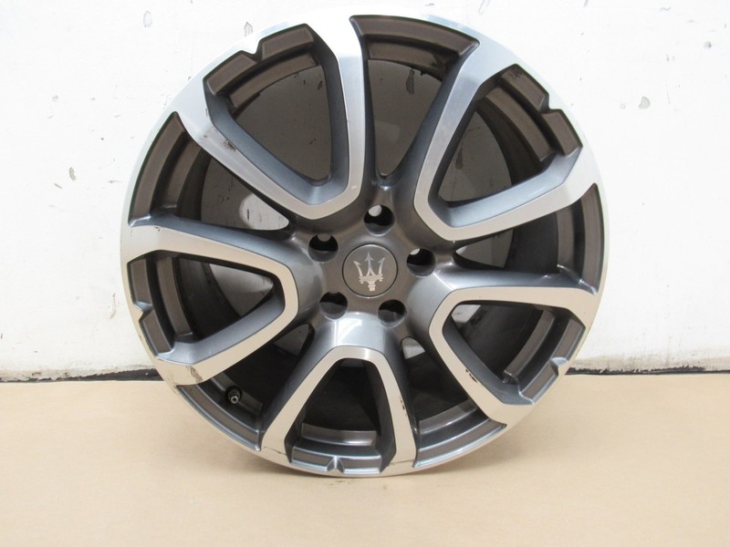 Maserati Levante 2018 Wheel Rim 8.5J x 19H2 16-24 *#4