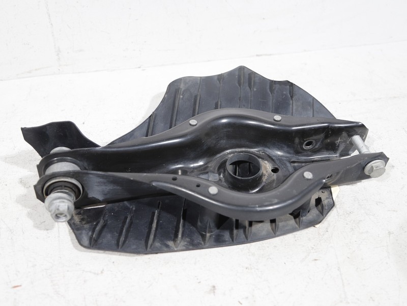OEM 12-18 BMW 328 320 F30 REAR RIGHT SIDE CONTROL ARM PROTECTOR SHIELD COVER 🚗