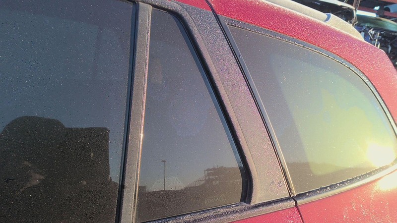 Rear Vent Glass/window HYUNDAI SANTA FE Left 07 08 09 10 11 12