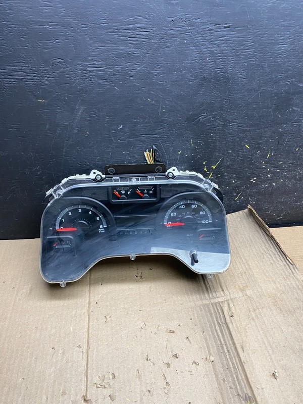 2014 to 2015 Ford E350 E450 SD Super Duty Gauge Speedometer Cluster X1800 DG