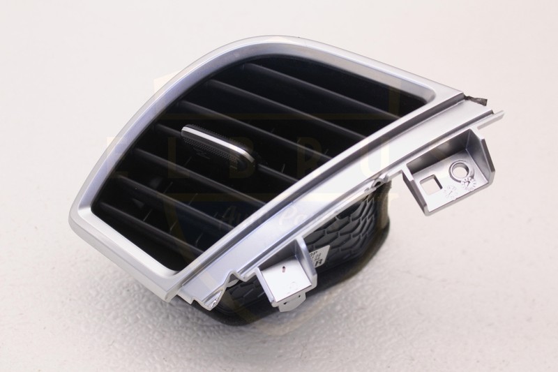 2021 2022 2023 2024 KIA SELTOS DASH PASSENGER LOWER A/C AIR VENT GRILLE OEM