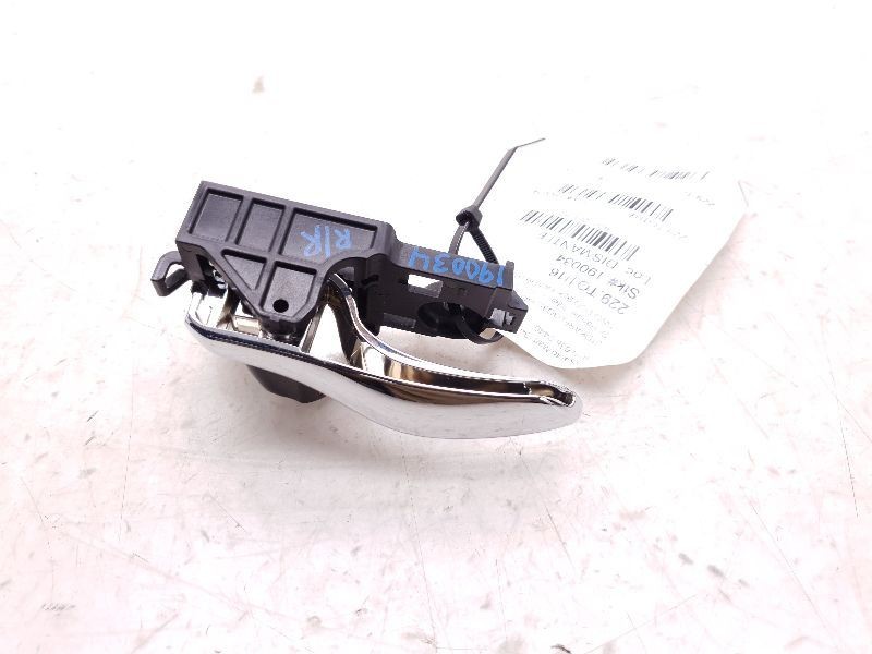 2016 TOYOTA PRIUS TWO ECO PASSENGER SIDE REAR INTERIOR DOOR HANDLE