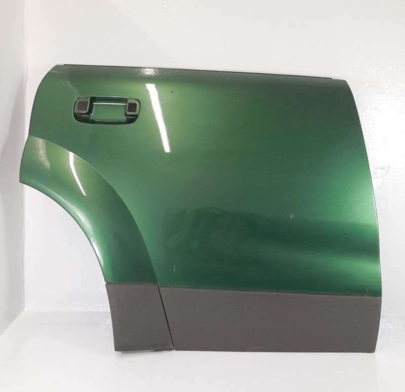 Saturn Vue Rear Exterior Door Skin Passenger Right RH Green OEM 2002-2004