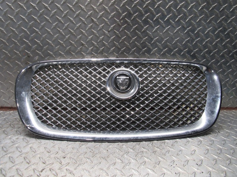 09 10 11 JAGUAR XF CHROME FRONT GRILLE