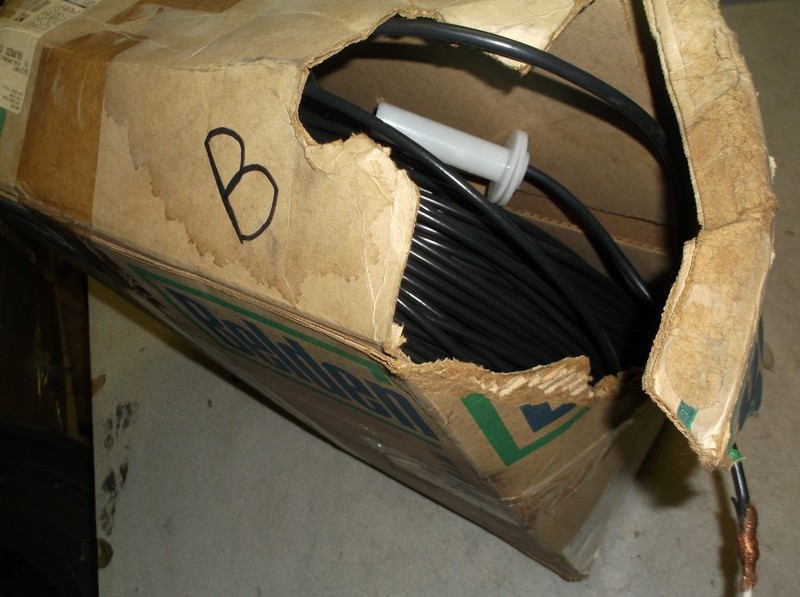 NEW Belden Communications Cable, 1000' 261609, Open Box*FREE SHIPPING*