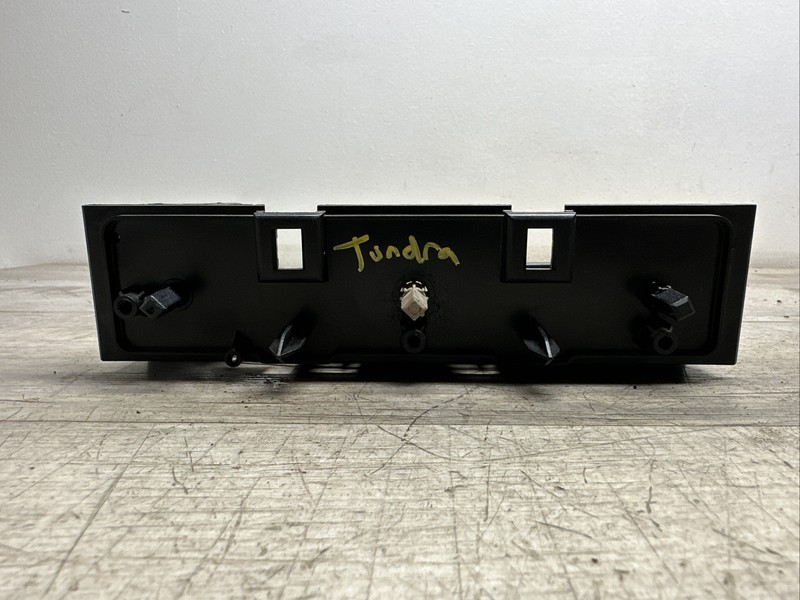2000 2001 2002 2003 2004 05 06 Toyota Tundra Heater Control OE Manuel A/C HOT