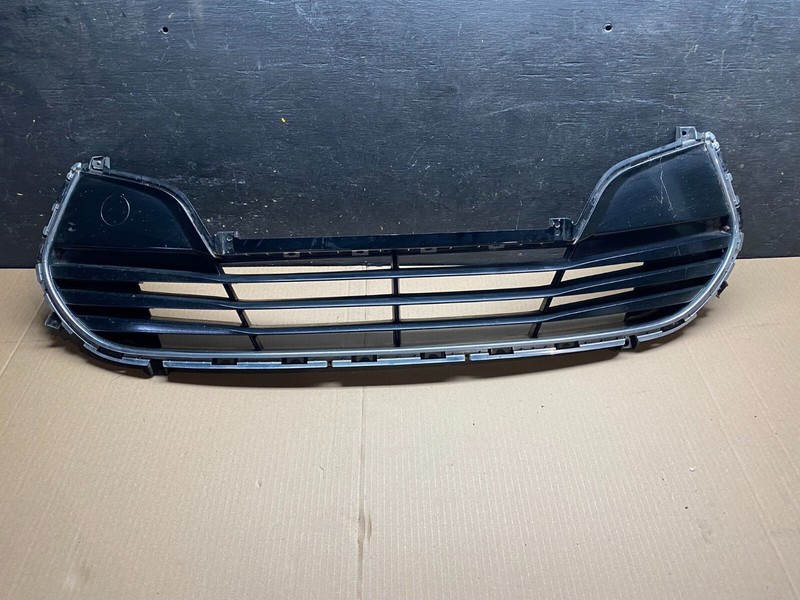 2012 to 2017 Hyundai Tucson Front Lower Grille Grill Oem N9149 DG