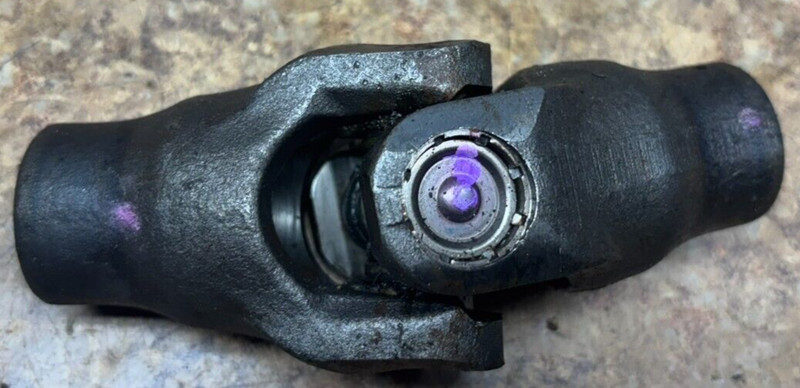 1998 Honda Shadow VT1100 VT 1100 Aero Rear Shaft Drive U-Joint Differential D6
