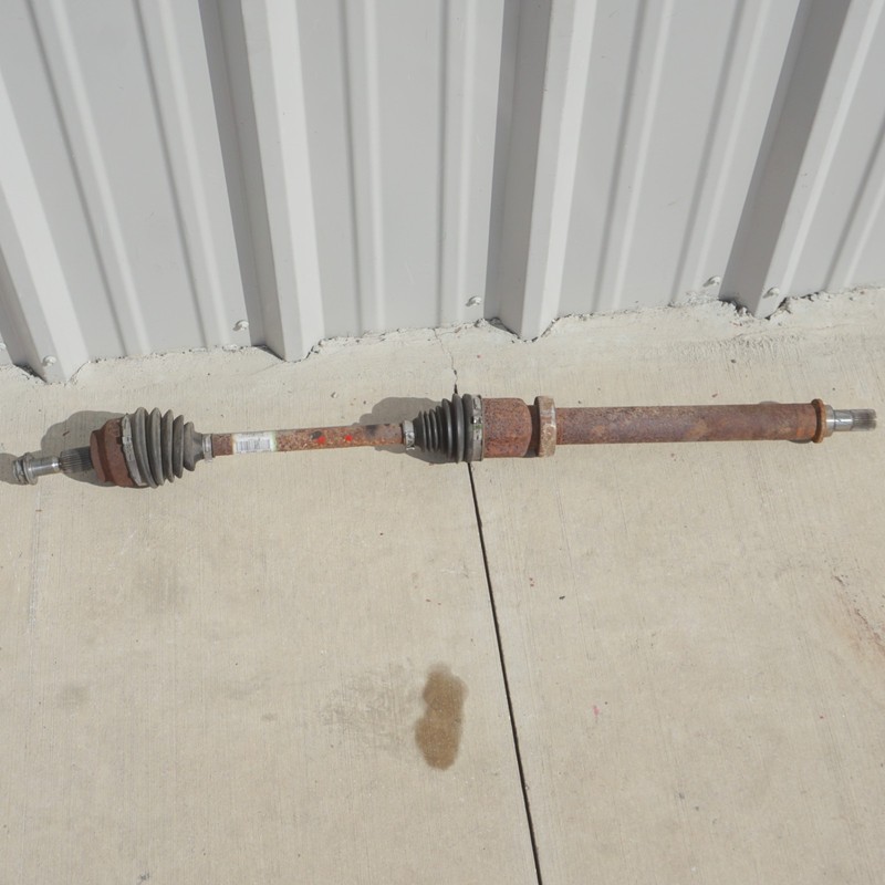2012 - 2018 Ford Focus Front Axle Shaft Right Passenger Side OEM