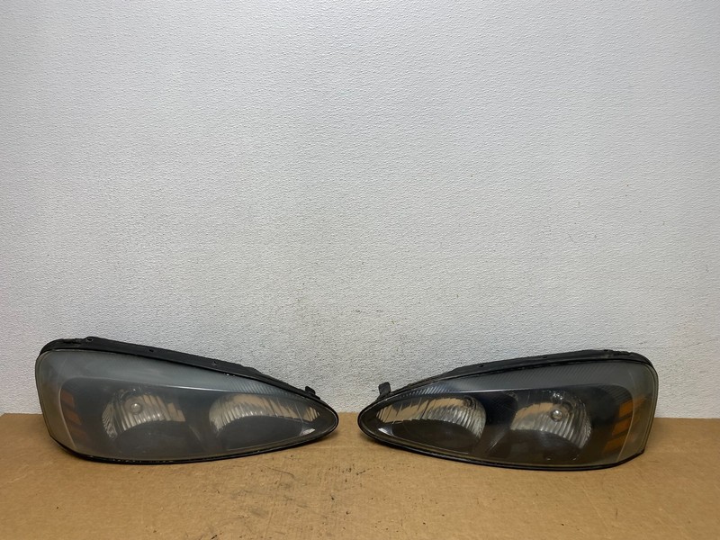 2004 to 2008 Pontiac Grand Prix Left+Right Side Black Headlights Oem AD5215 DW