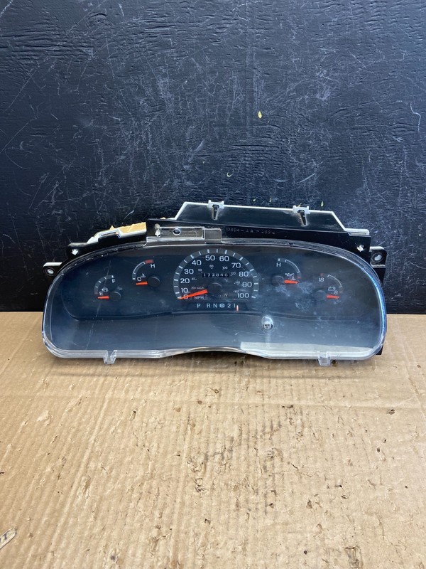 1997 to 2003 Ford E350 VAN Gauge Speedometer Cluster Oem ad2027 DG