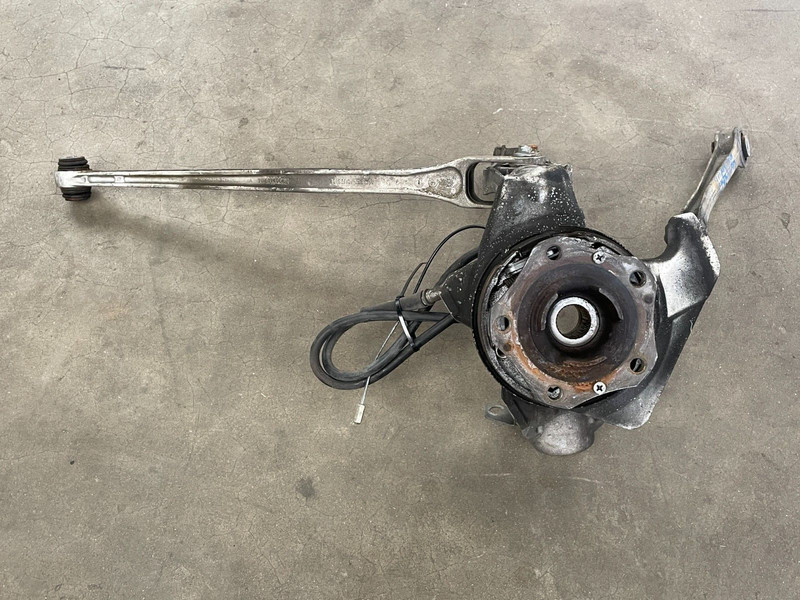 2000-2004 PORSCHE BOXSTER 986 REAR RIGHT PASSENGER SPINDLE KNUCKLE HUB 1460 OEM