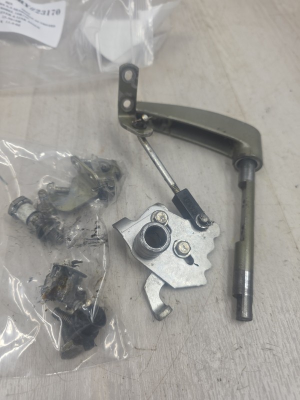 1975Johnson 9.9 Seahorse 10r75c Shift Lever & Link Assembly boat motor part
