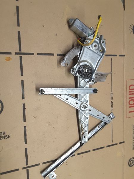 97 98 99 00 01 02 FORD EXPEDITION R. RE WINDOW REGULATOR ELEC 78881