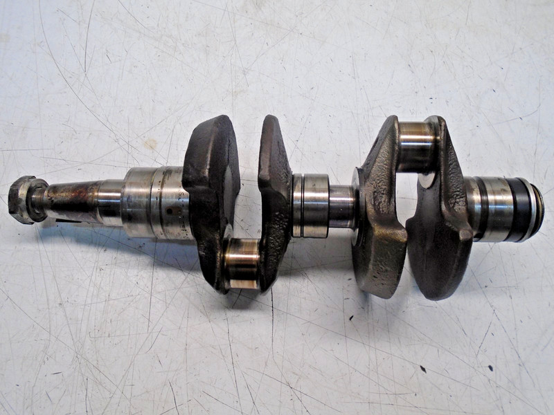 W4 Evinrude 40 hp Outboard Crankshaft 311356 0311356