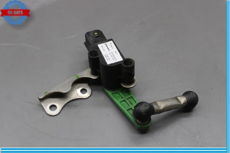 12-16 Tesla Model S Rear Left or Right Side Height Level Sensor 100417300A Oem