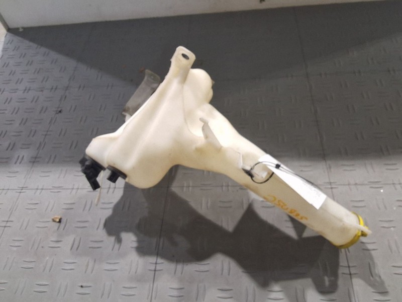 Wash Reservoir Fits 11-23 300 3504128