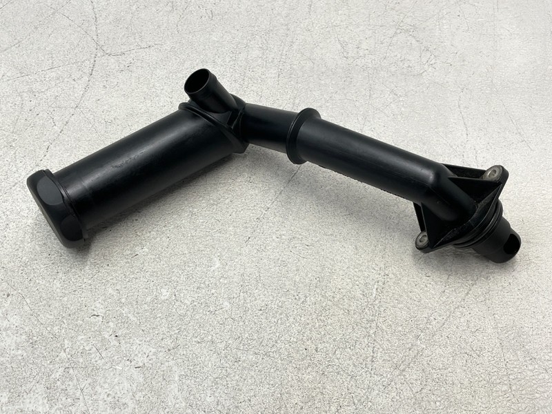 2006-2011 Porsche 911 Engine Oil Filling Filler Tube W/Cap 1471 OEM